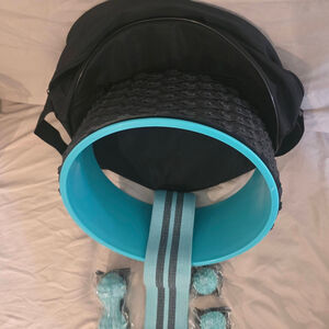 Chirp Wheel Stretch Bundle With Resistance Band